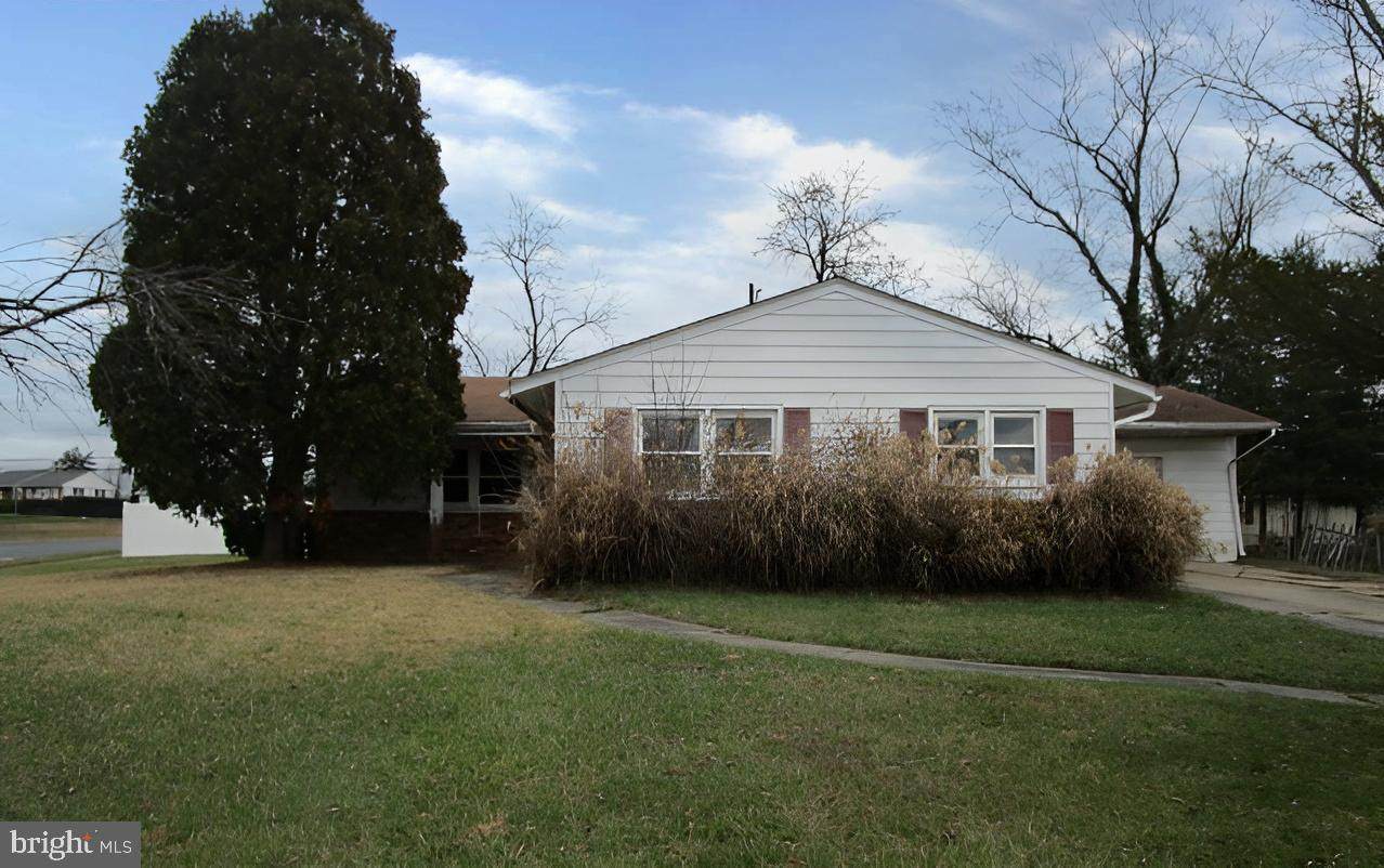 2107 Kennicott Road - Photo 1