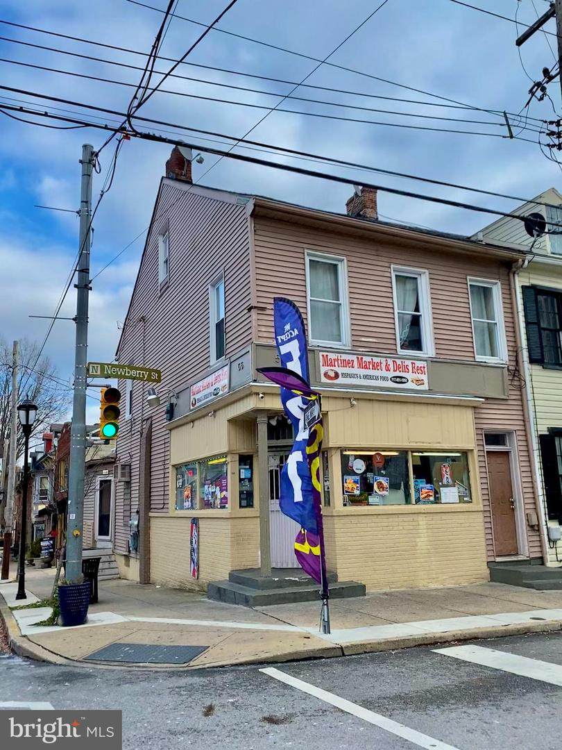 55 Newberry Street - Photo 1