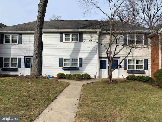 807 Yardley Commons - Photo 1