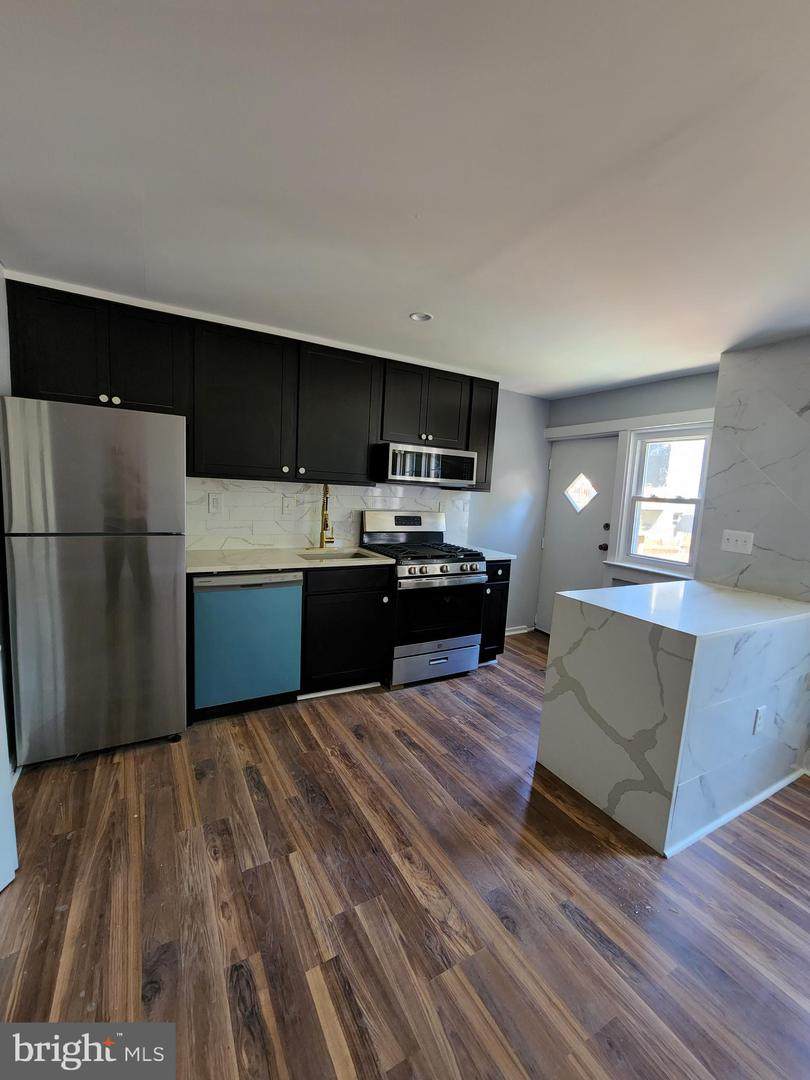 5417 Jonquil Avenue - Photo 1