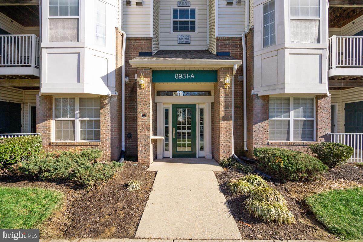 8931 Town Center Circle - Photo 1