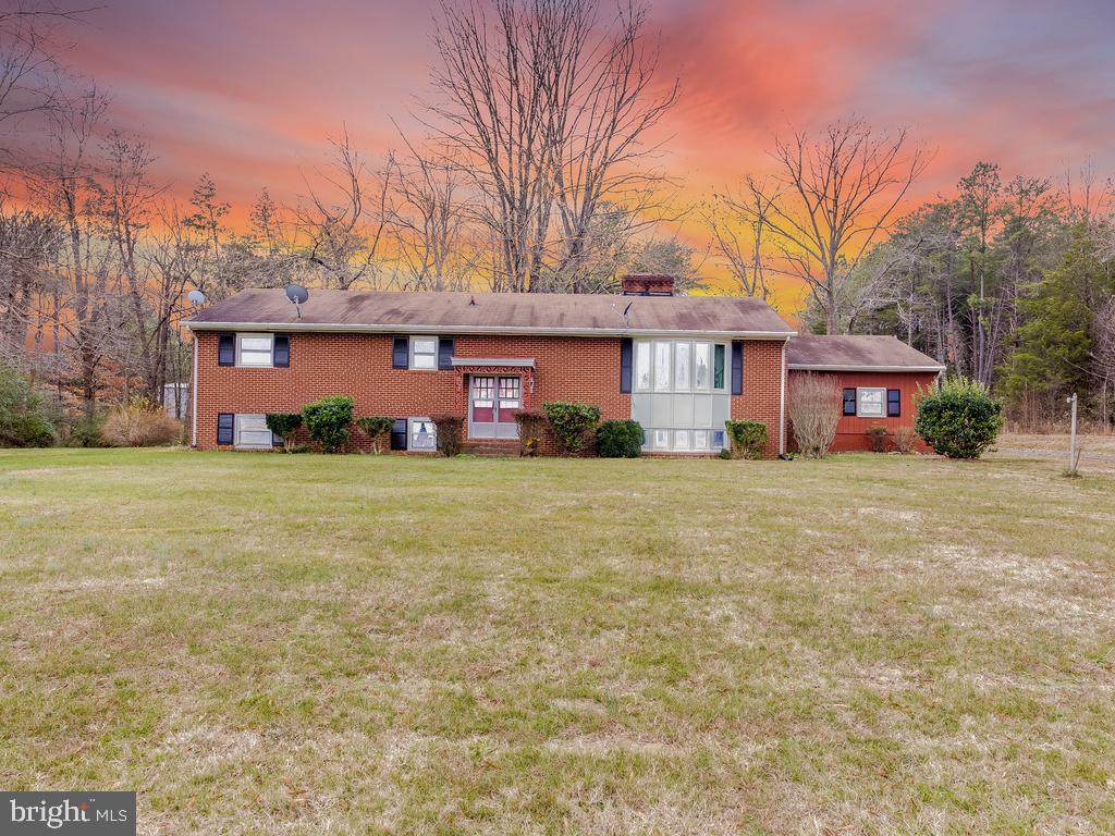 16332 Richmond Turnpike - Photo 1