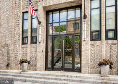 1830 Lombard Street - Photo 1