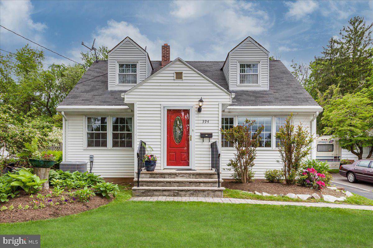 394 Franklin Avenue - Photo 1