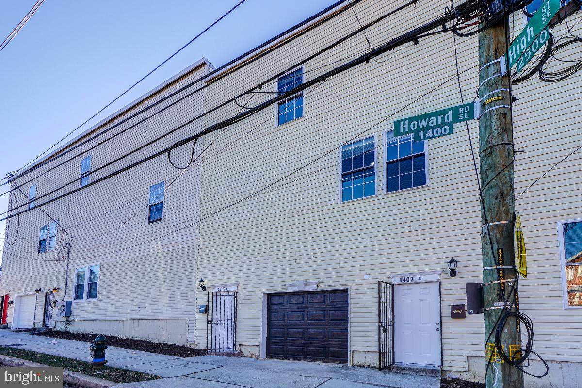 1403 Howard Road - Photo 1