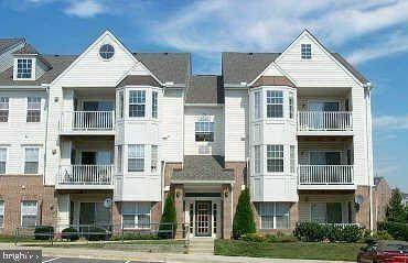 8941 Town Center Circle - Photo 1