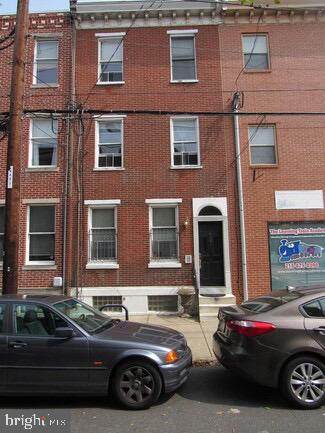 627 19TH Street - Photo 1