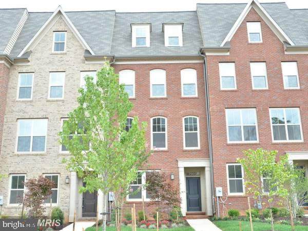 7905 Yellowstone Way - Photo 1