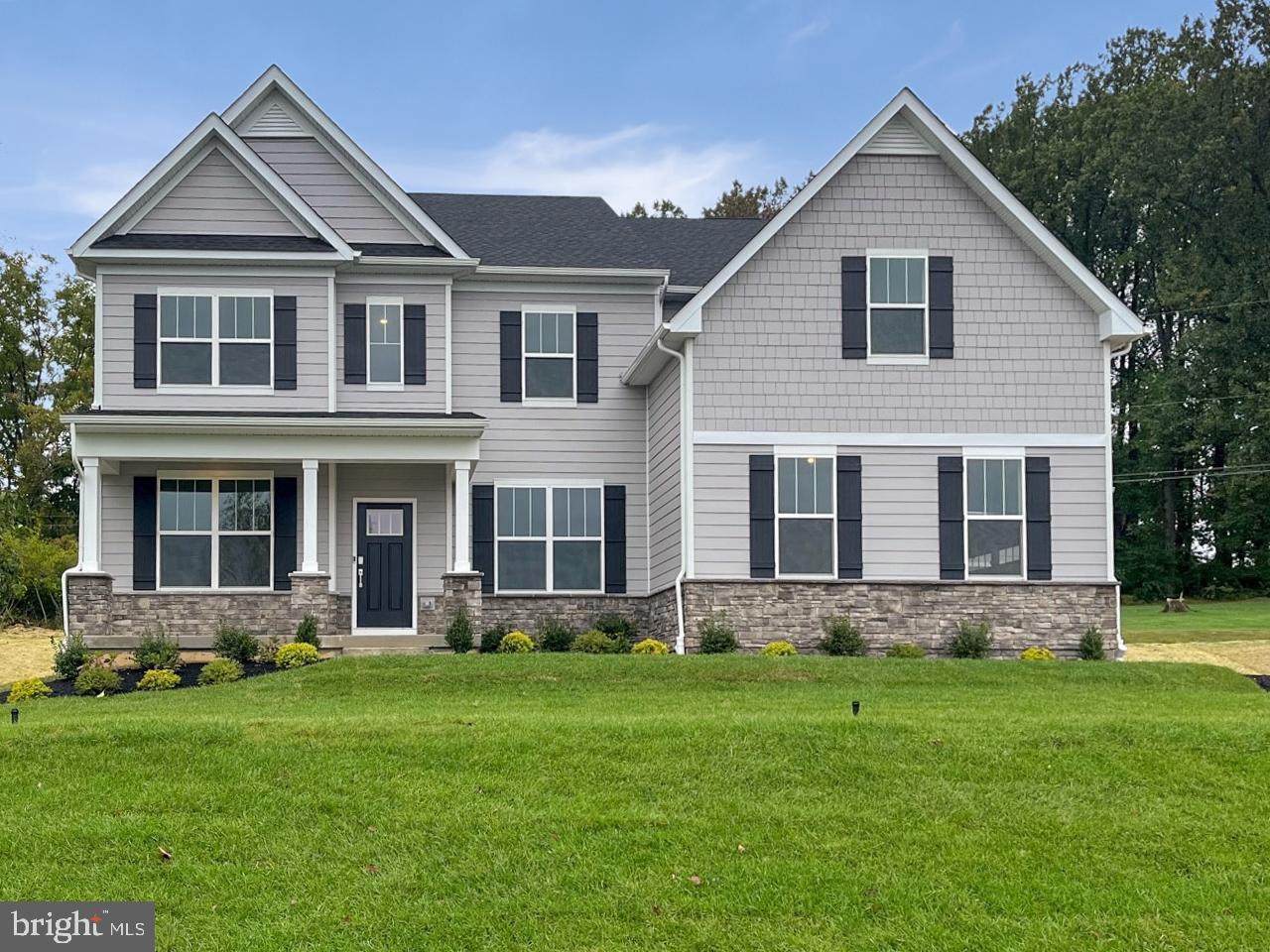 5650 Saucon Ridge Road - Photo 1