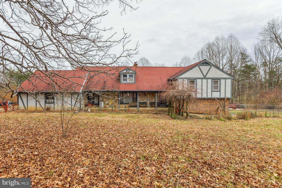 7721 Churchill Court - Photo 1