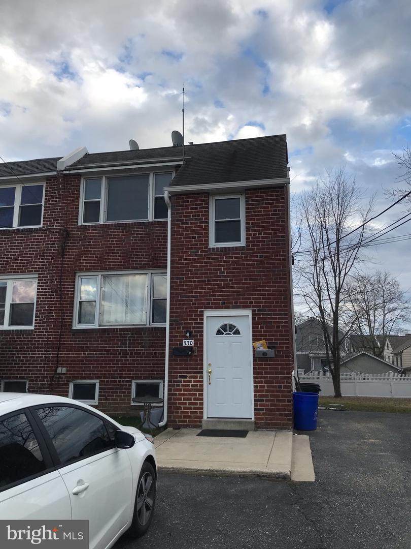 530 Maryland Avenue - Photo 1