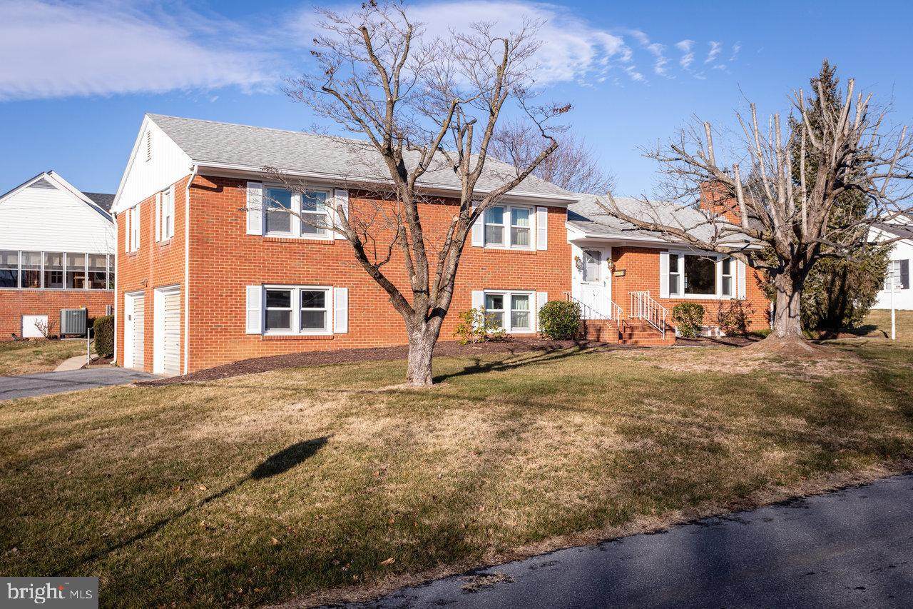 101 Morgan Avenue - Photo 1