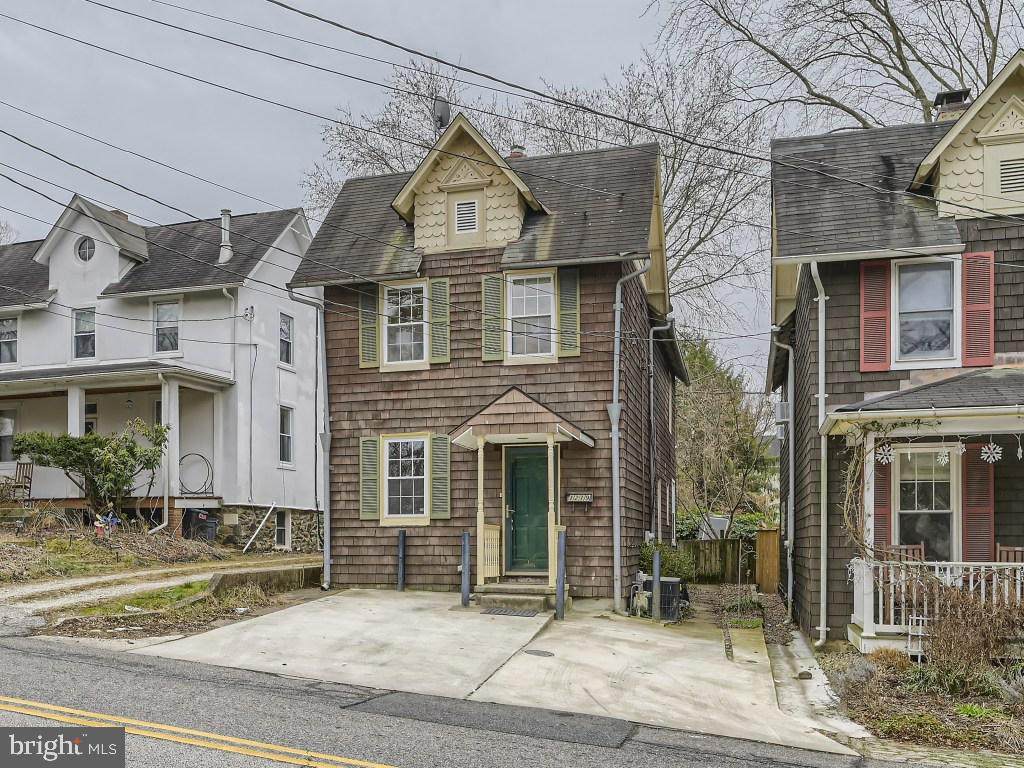 1219 Lake Avenue - Photo 1