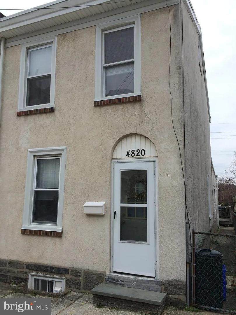4820 Ogle Street - Photo 1