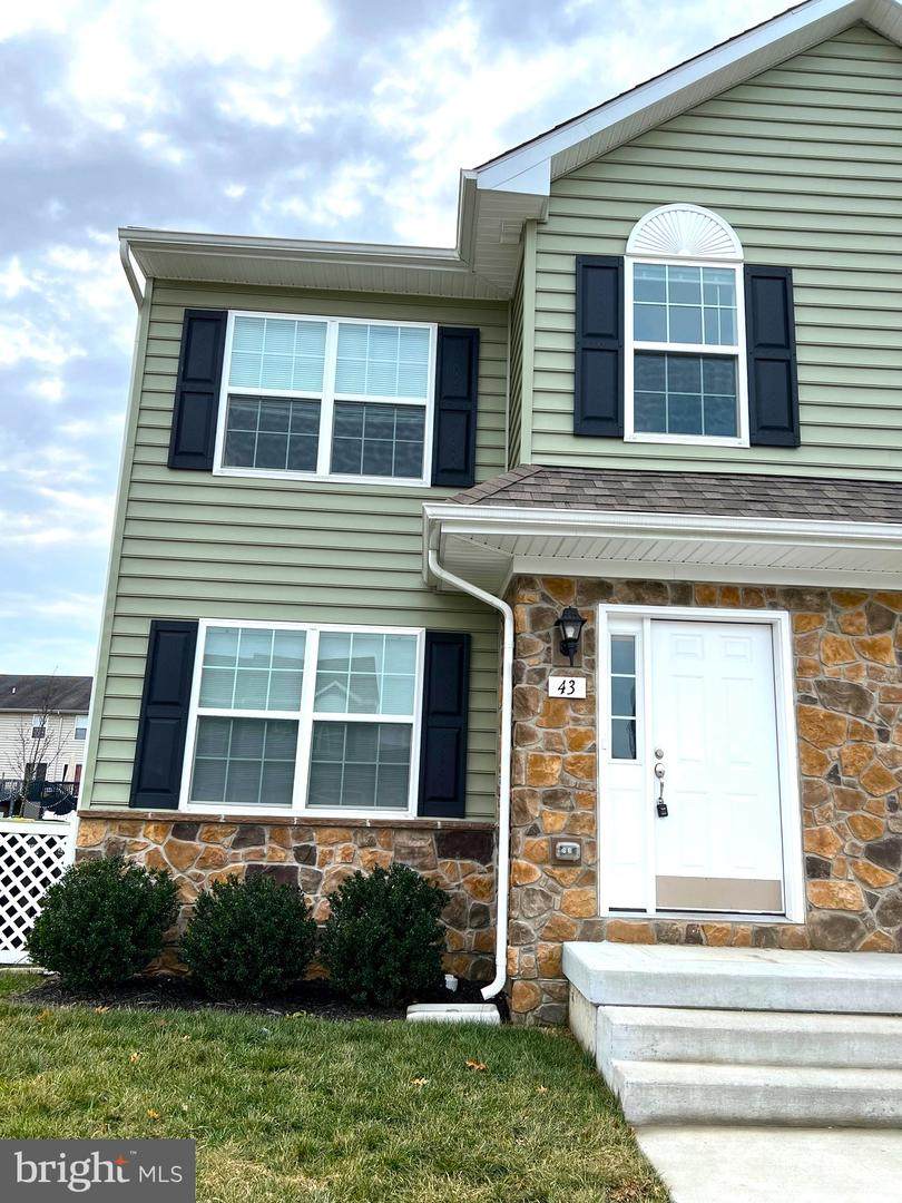 43 Cambria Lane - Photo 1