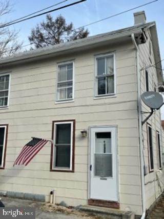 132 King Street - Photo 1