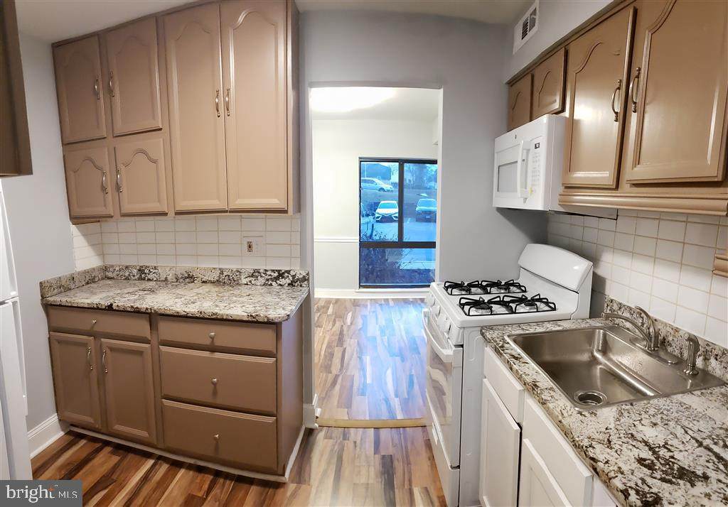 6001 Majors Lane - Photo 1
