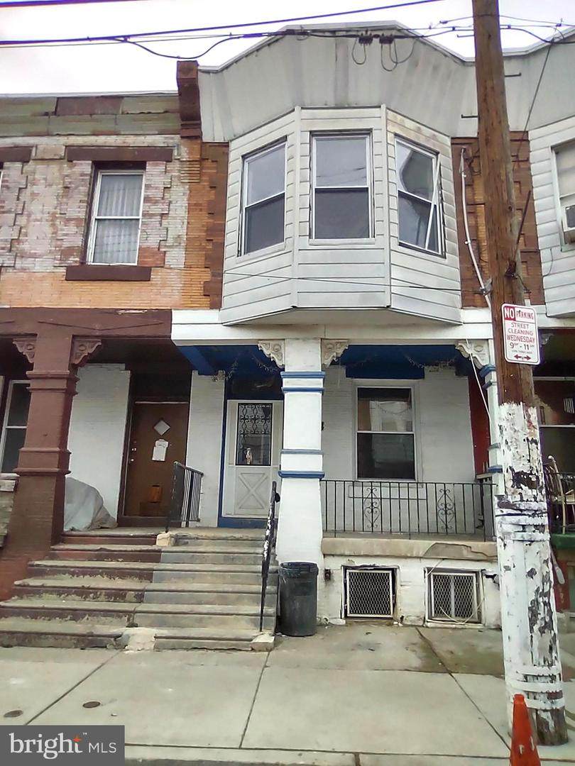 2614 30TH Street - Photo 1
