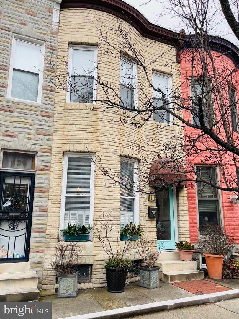 137 Lakewood Avenue - Photo 1
