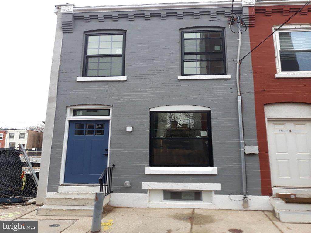 2018 Hope Street - Photo 1