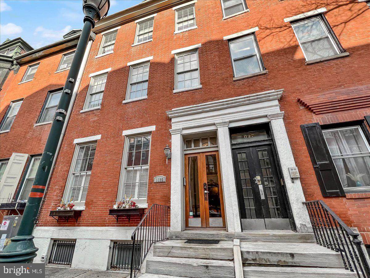 1129 Spruce Street - Photo 1