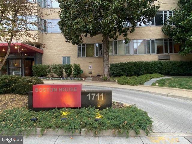 1711 Massachusetts Avenue - Photo 1