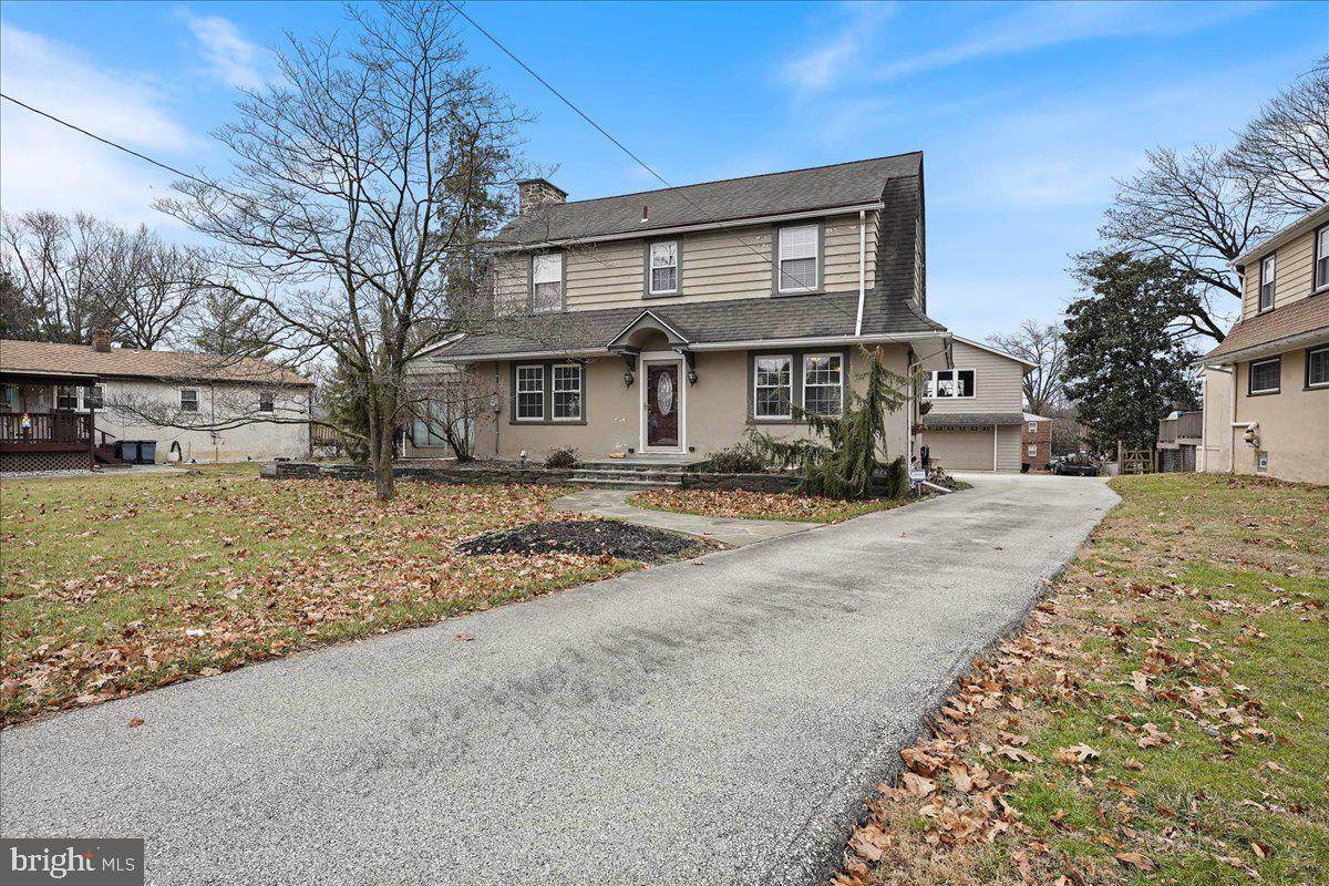 614 Leamy Avenue - Photo 1