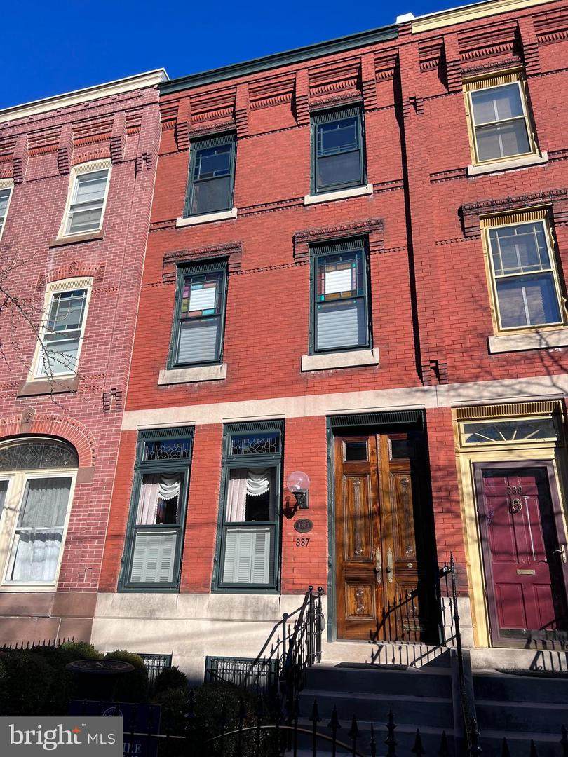 337 Union Street - Photo 1