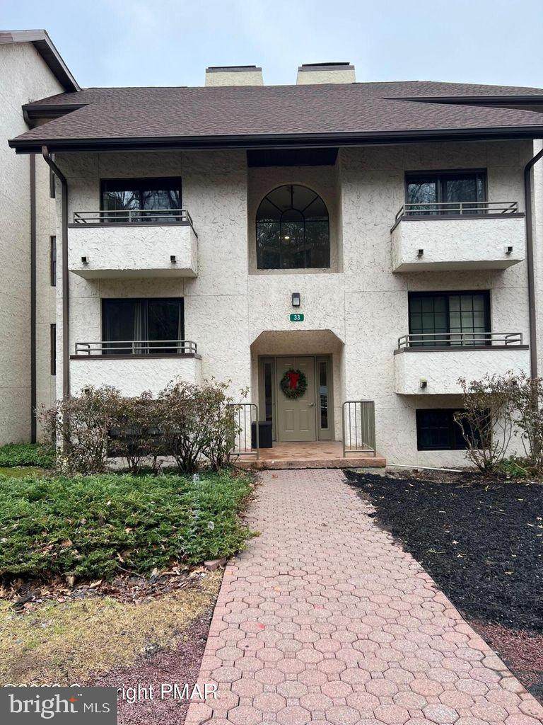 33 Midlake Drive - Photo 1