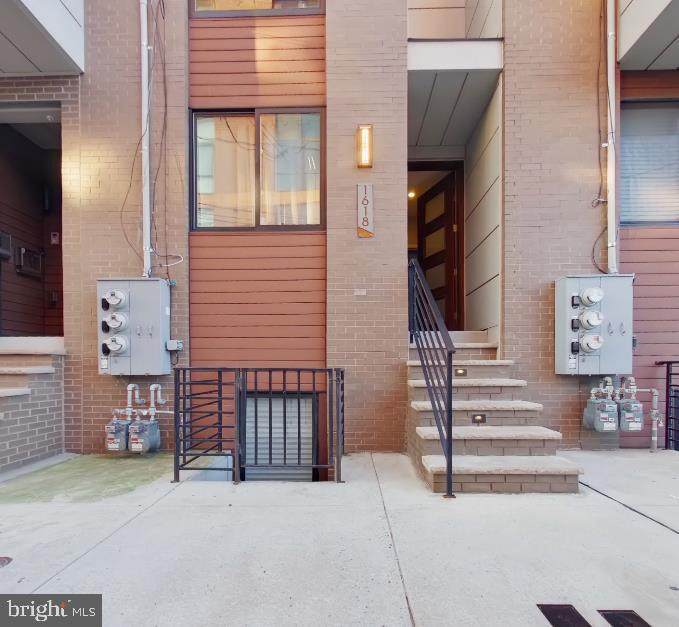 1618 Cambridge Street - Photo 1