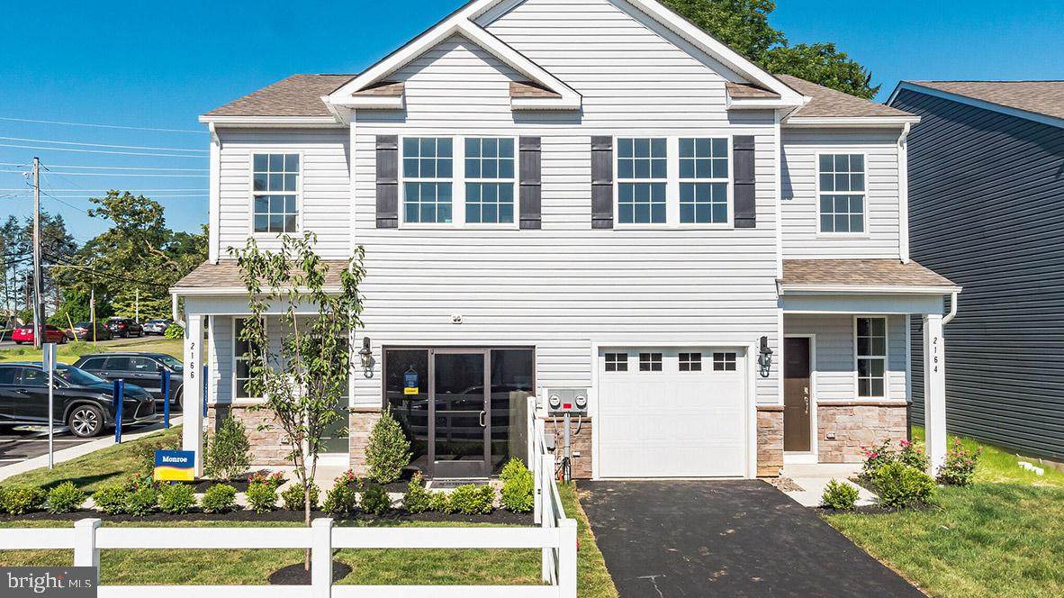860 Peaceful Lane - Photo 1
