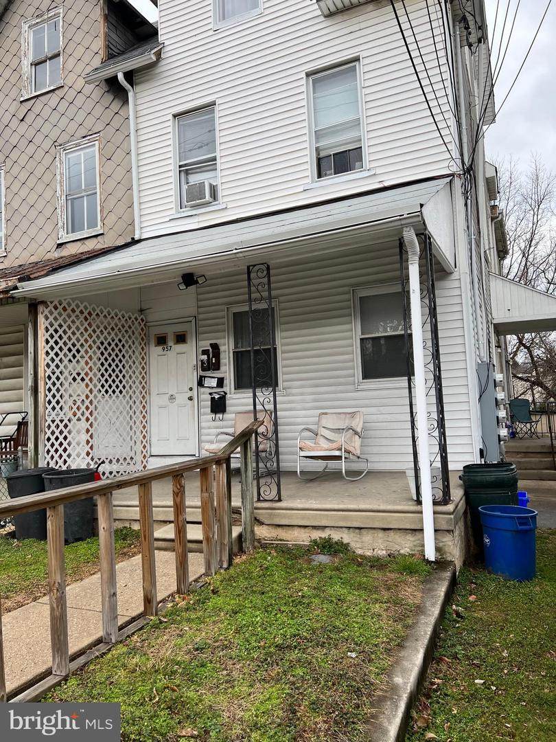 957 Springfield Road - Photo 1