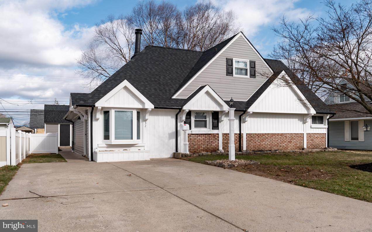 32 River Lane - Photo 1