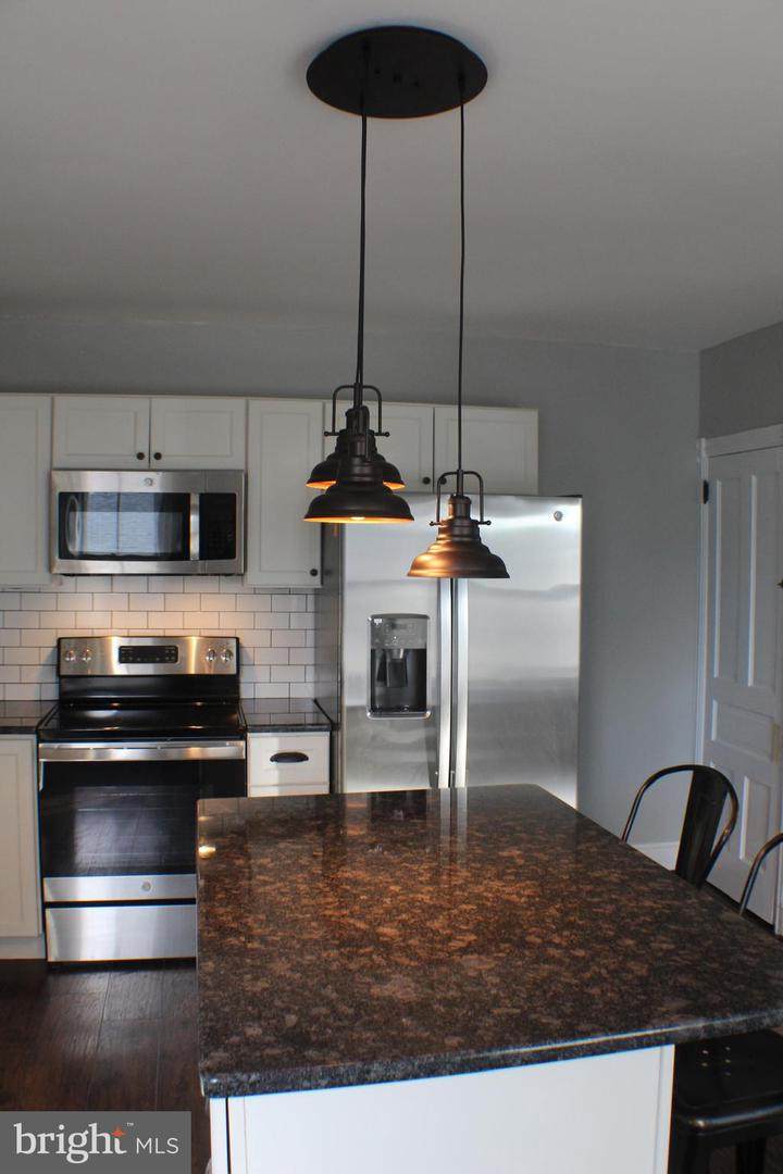 307 Jackson Avenue - Photo 1