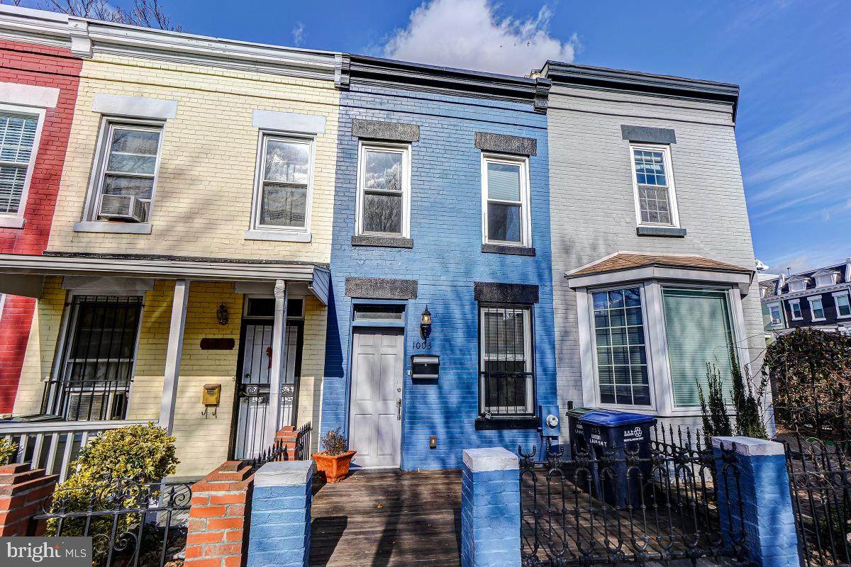 1003 Lamont Street - Photo 1