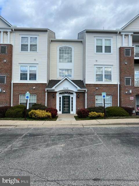 2410 Chestnut Terrace - Photo 1