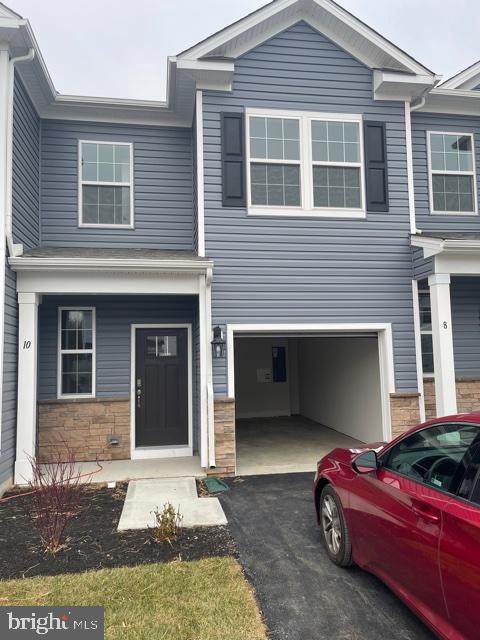 10 Peregrine Way - Photo 1