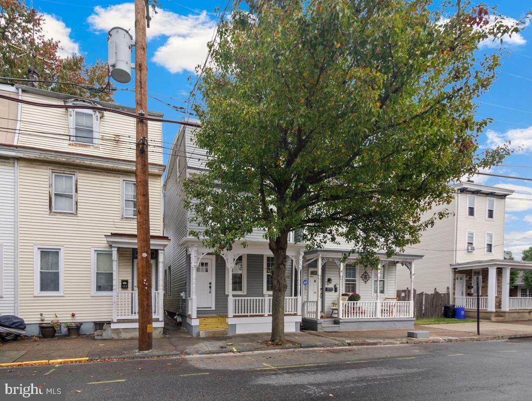 151 Otter Street - Photo 1