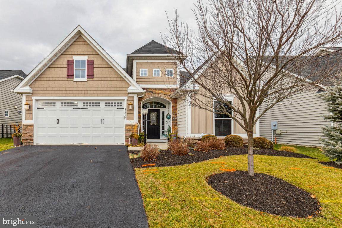 24995 Great Berkhamsted Drive - Photo 1