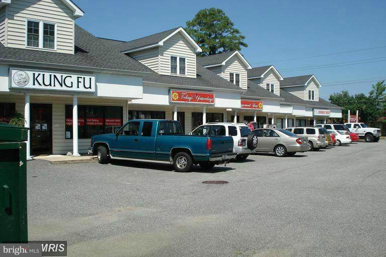 1810 Main Street - Photo 1