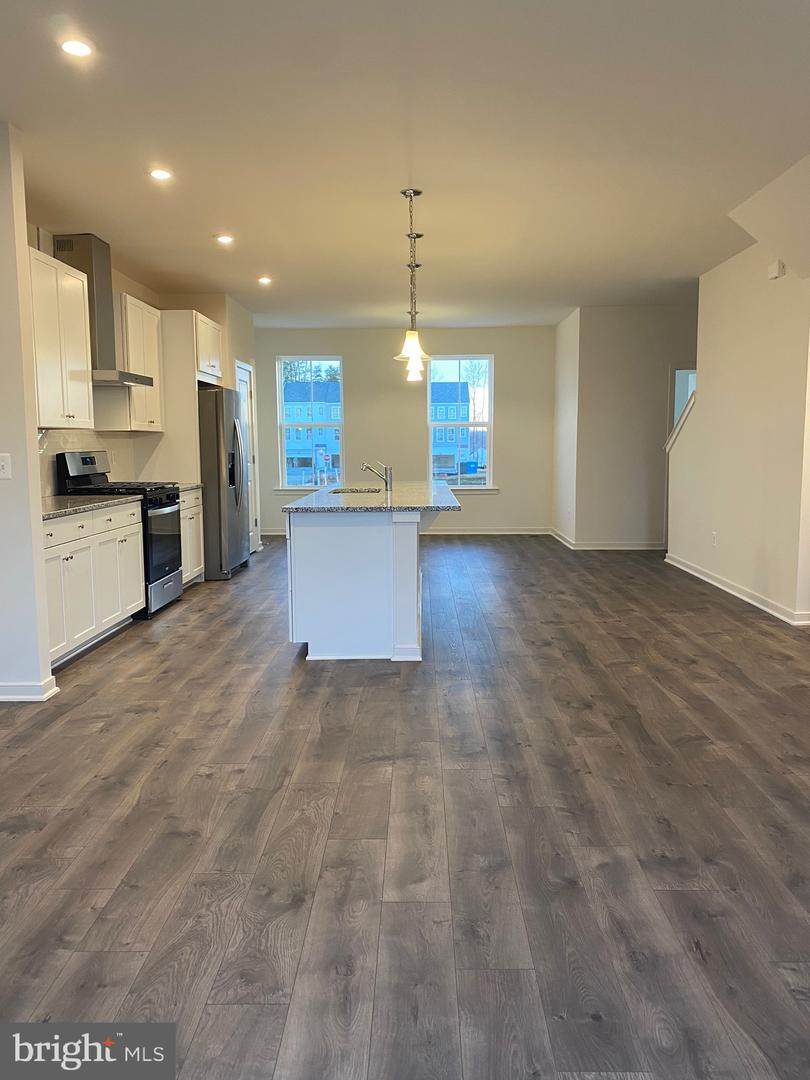 402 Honeyberry Lane - Photo 1