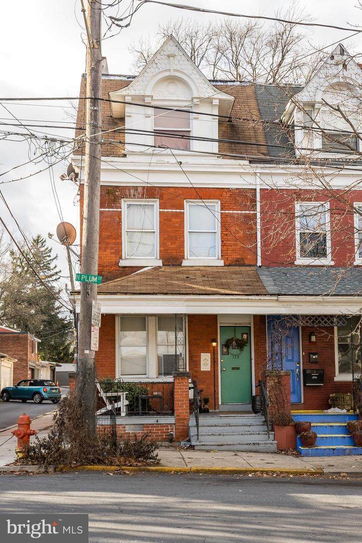 128 Plum Street - Photo 1