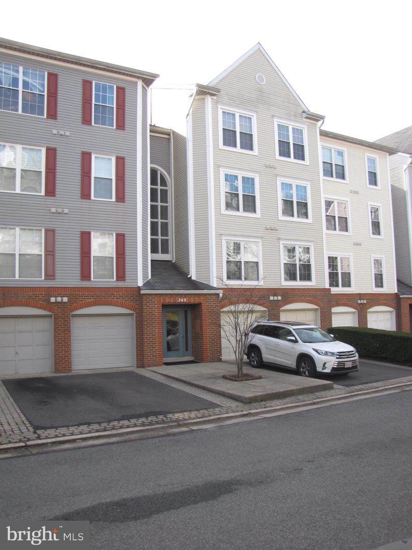 249 Pickett Street - Photo 1