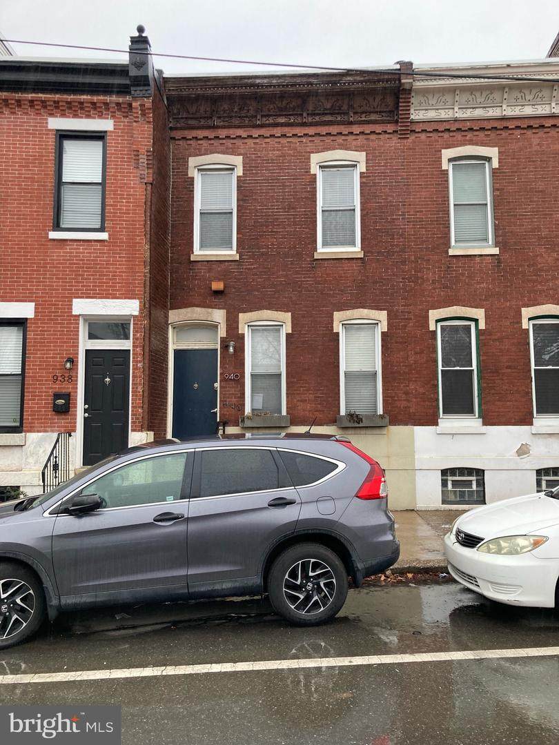 940 College Avenue - Photo 1
