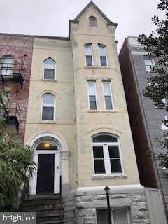 1739 19TH Street - Photo 1