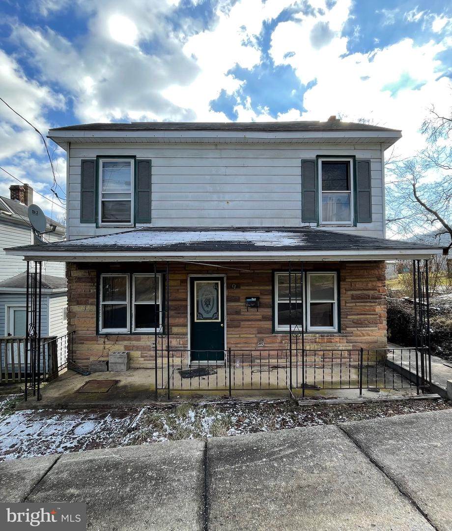 224 Walnut Street - Photo 1