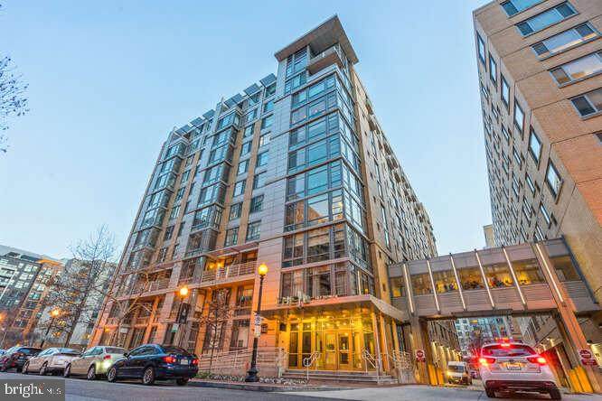 440 L Street - Photo 1