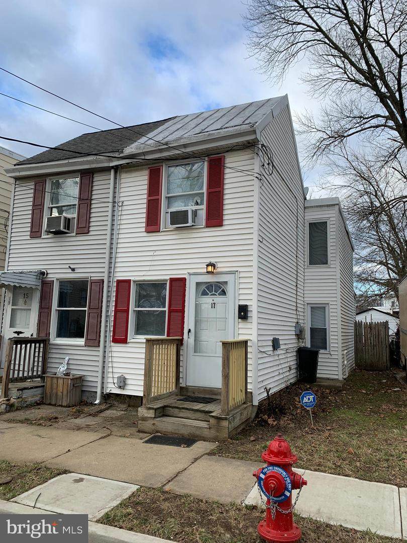 17 West Street - Photo 1