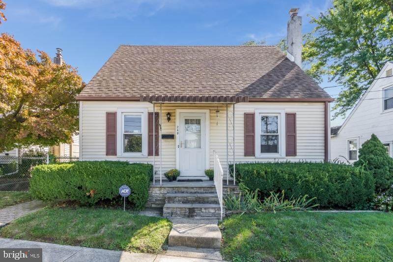 240 Hunter Avenue - Photo 1