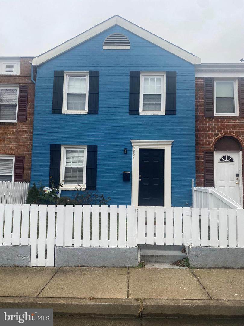 9804 Maury Lane - Photo 1